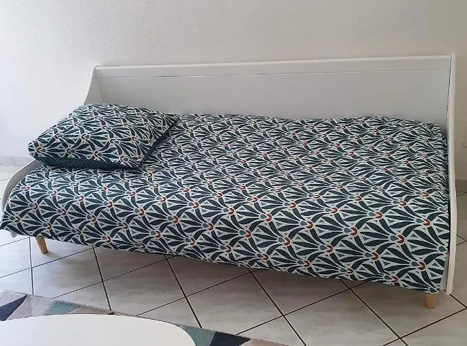 L'abrincat'studio, Centre Entre Donjon Et Vue Mont